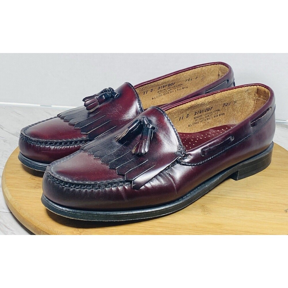 GH Bass Weejuns Jeremy Loafer Men's Size 11 D Burgundy Kiltie Tassel Dress Shoes